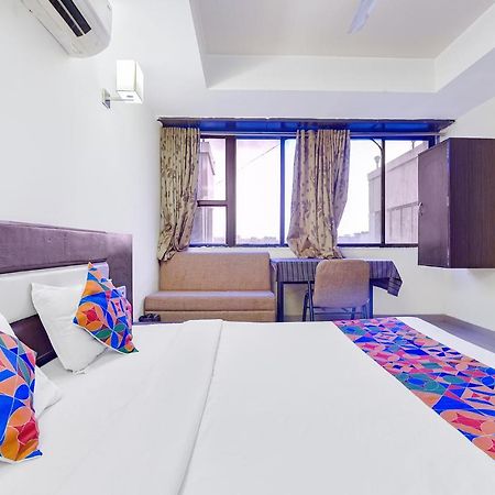 Fabhotel Skyland Ahmedabad Bagian luar foto