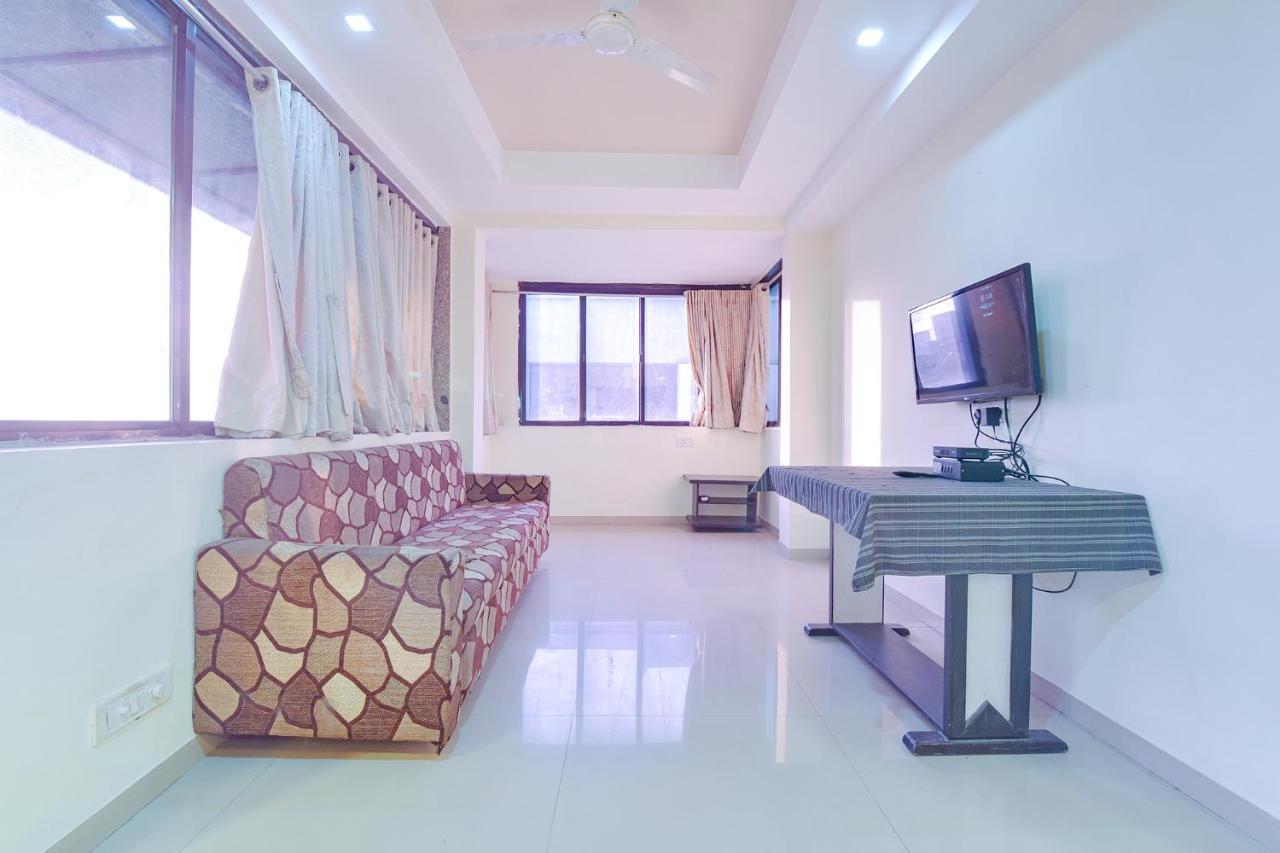 Fabhotel Skyland Ahmedabad Bagian luar foto