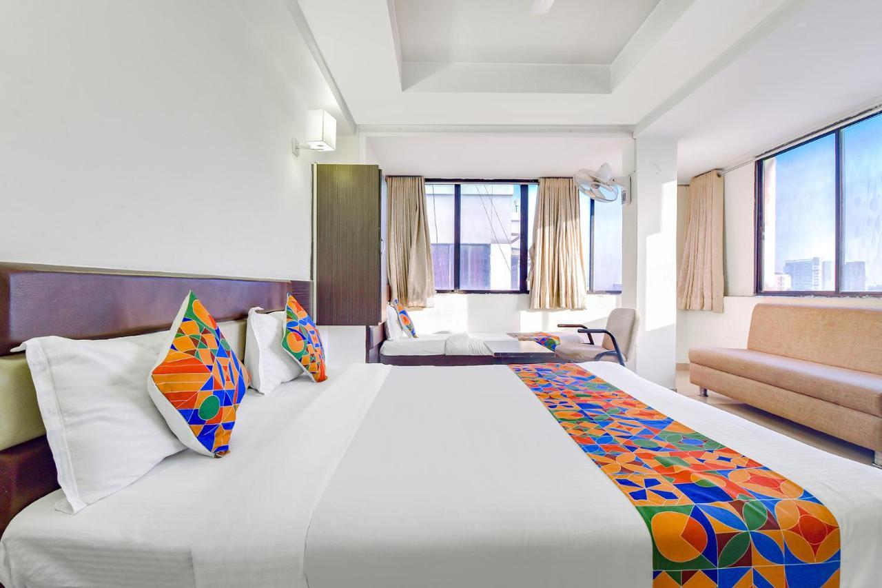 Fabhotel Skyland Ahmedabad Bagian luar foto